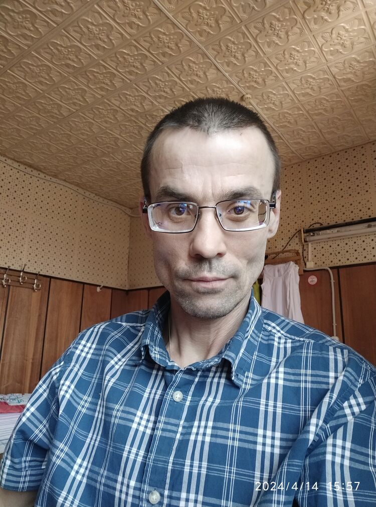  42499867  , 46 ,    