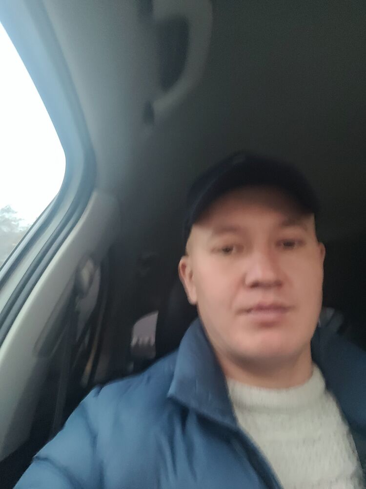  30427327  , 34 ,    