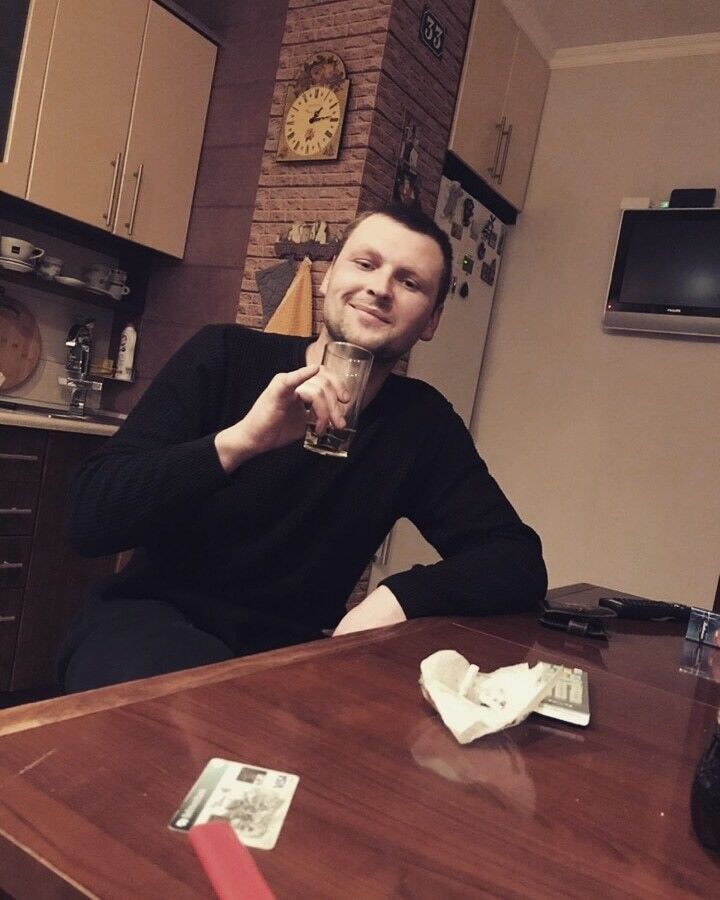  19877917  , 33 ,    
