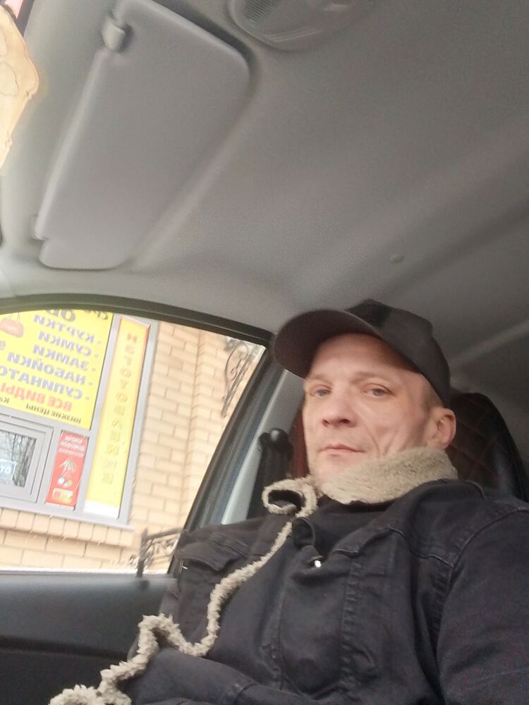  49428277  , 44 ,    