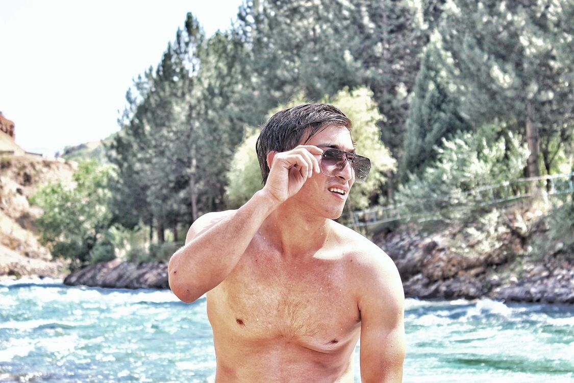 ���������� �������, ���� ������� Khan, 33 ����, ������������ ��� ������, ����� � ���������, c�������� ���������