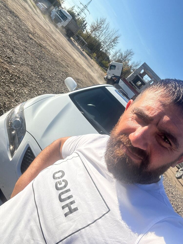  38713447  , 33 ,    