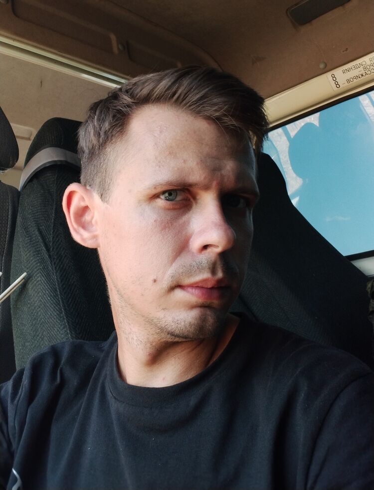  38119477  Andrey, 31 ,    