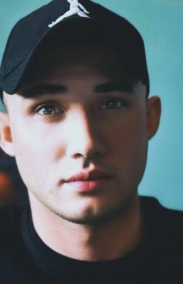  ,   Ivan, 29 ,   ,   