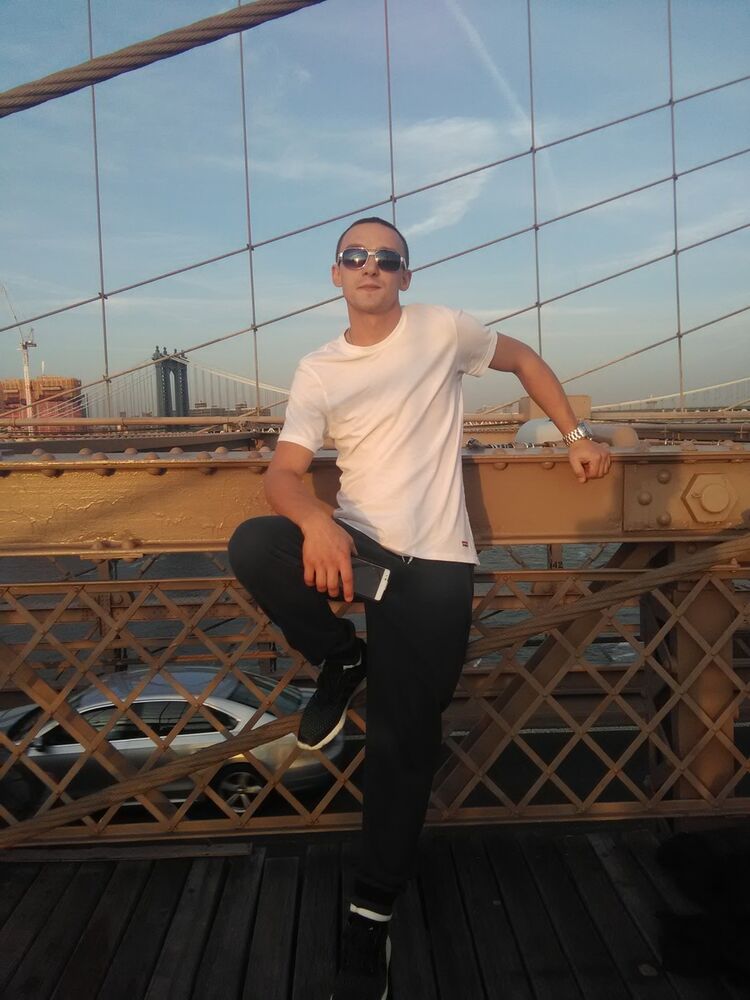  New York City,   Vitalik, 39 ,   ,   , c 