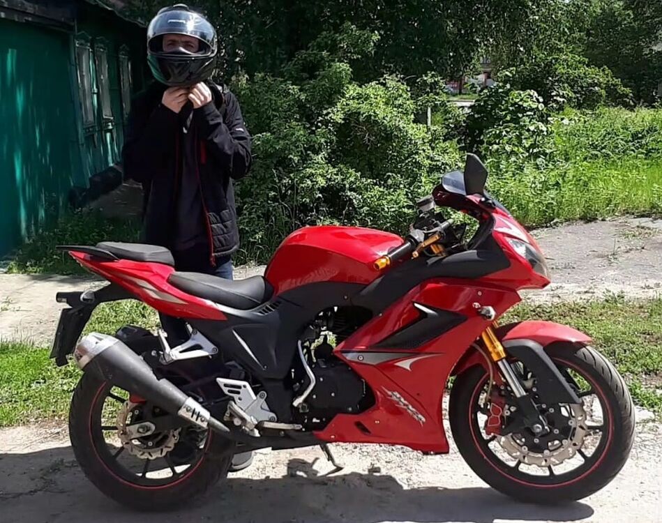  27634527  Alexander, 35 ,    