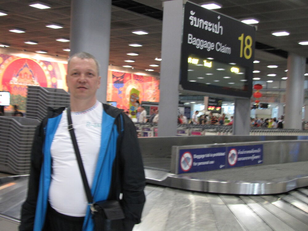  15614217  Volodi, 51 ,    