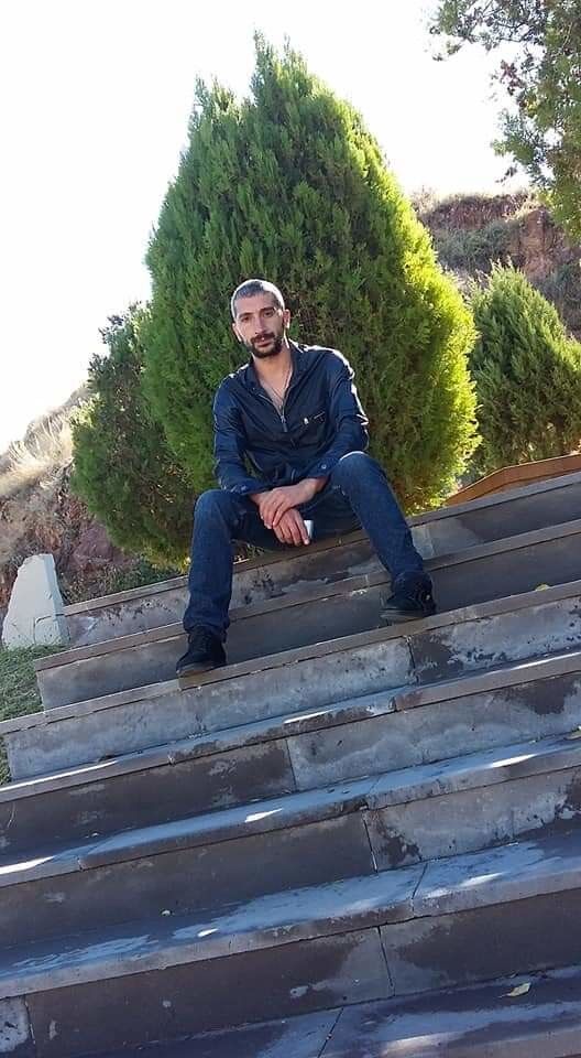  18959807  Arman, 38 ,    