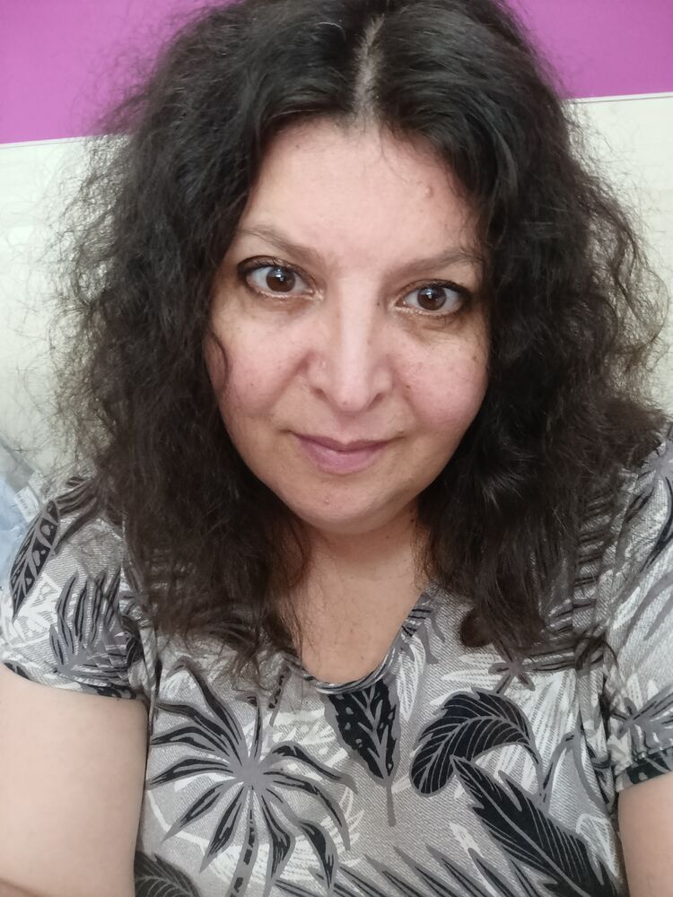  52972207  Nadia, 48 ,    -