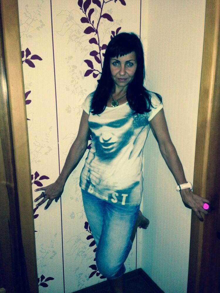  ,   Milana, 49 ,   ,   , c 