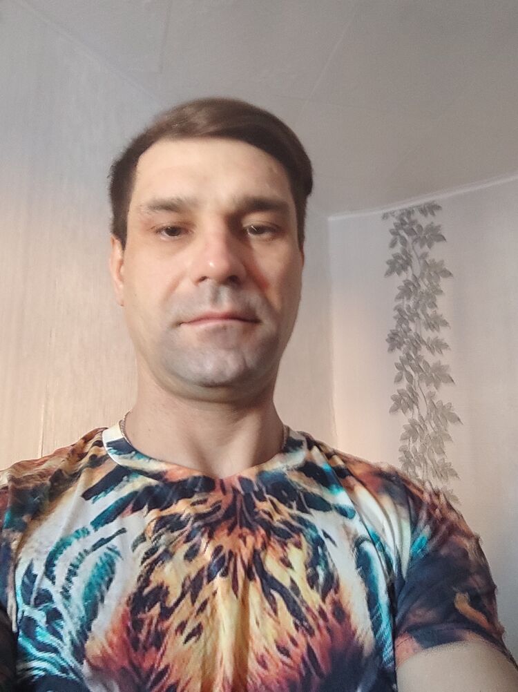  44348987  , 39 ,    