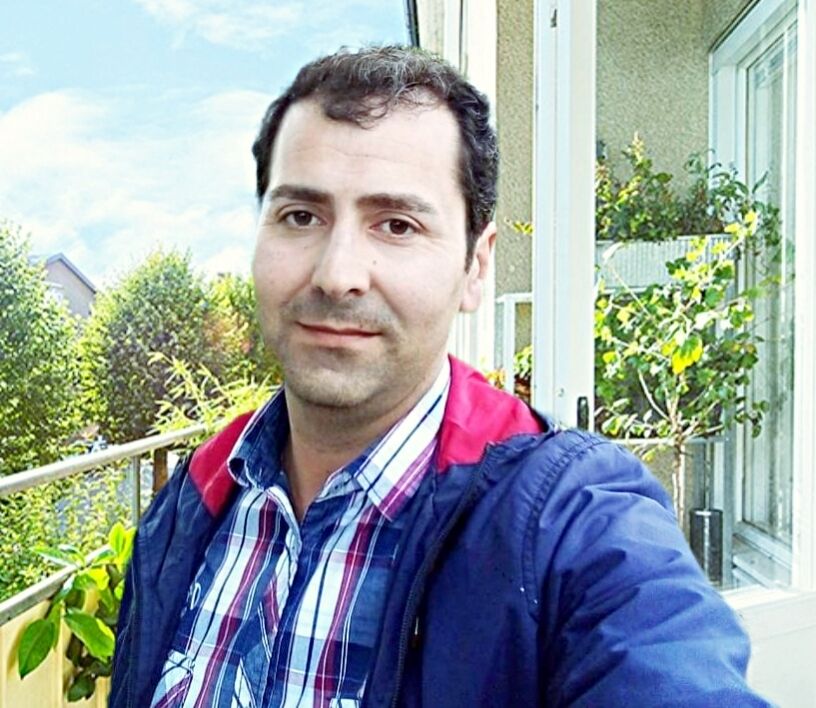  ,   Markus, 52 ,   