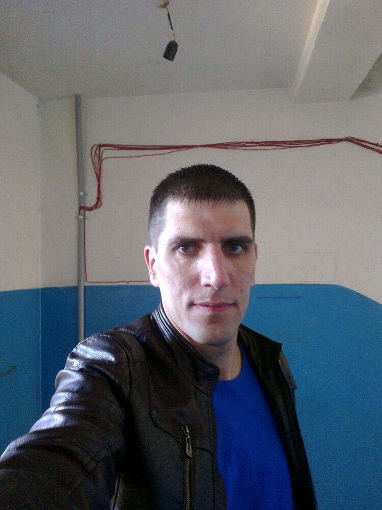  9728487  , 44 ,    