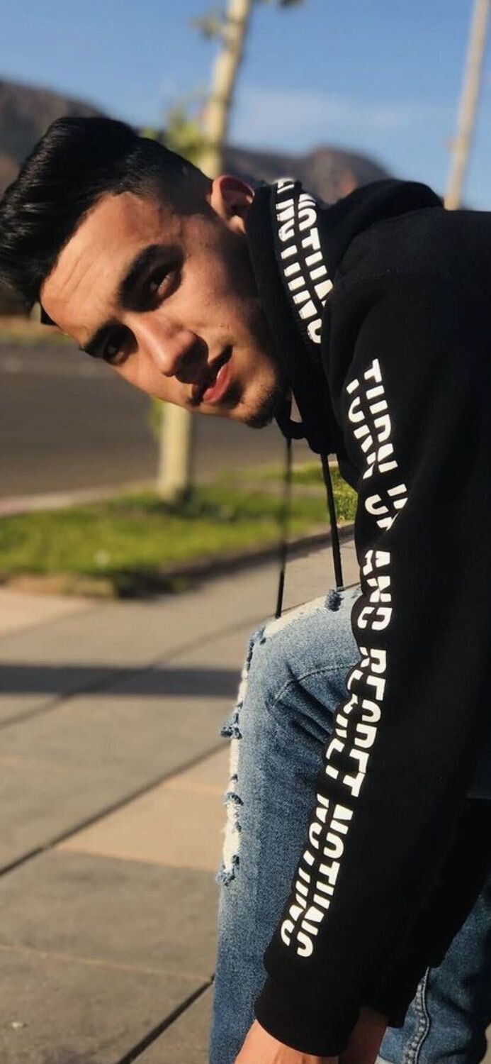  ,   Oussama, 26 ,   ,   