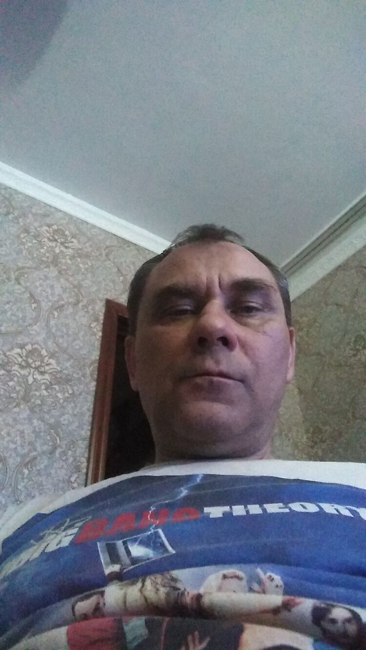  22836607  Ahdrei, 54 ,    