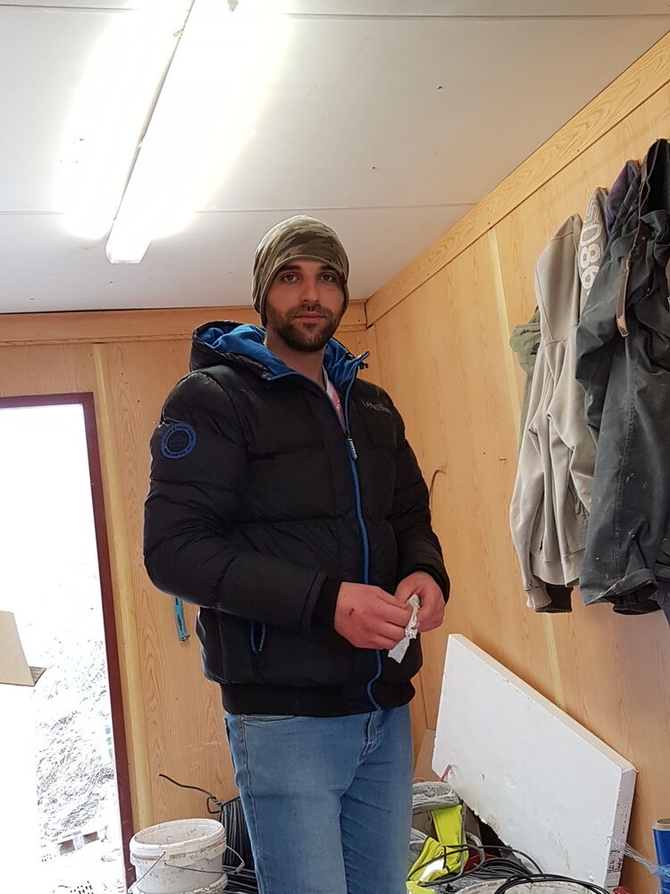  ,   Vova, 32 ,   ,   , c 