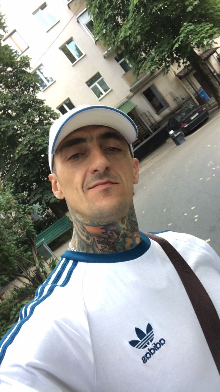  34622637  , 42 ,    