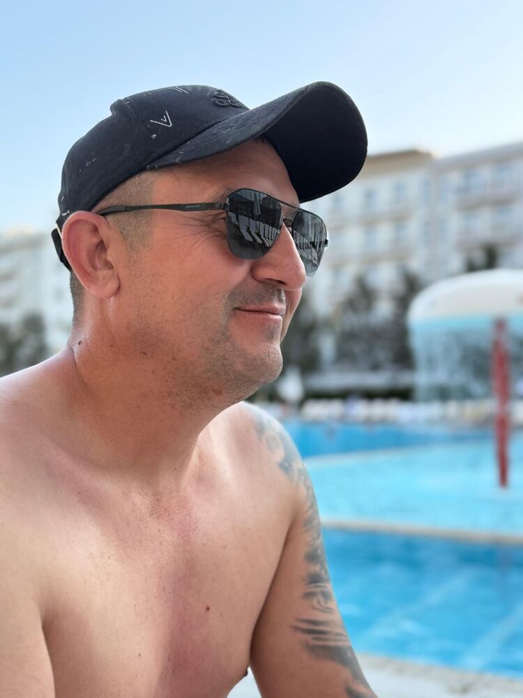  53154527  , 46 ,    -