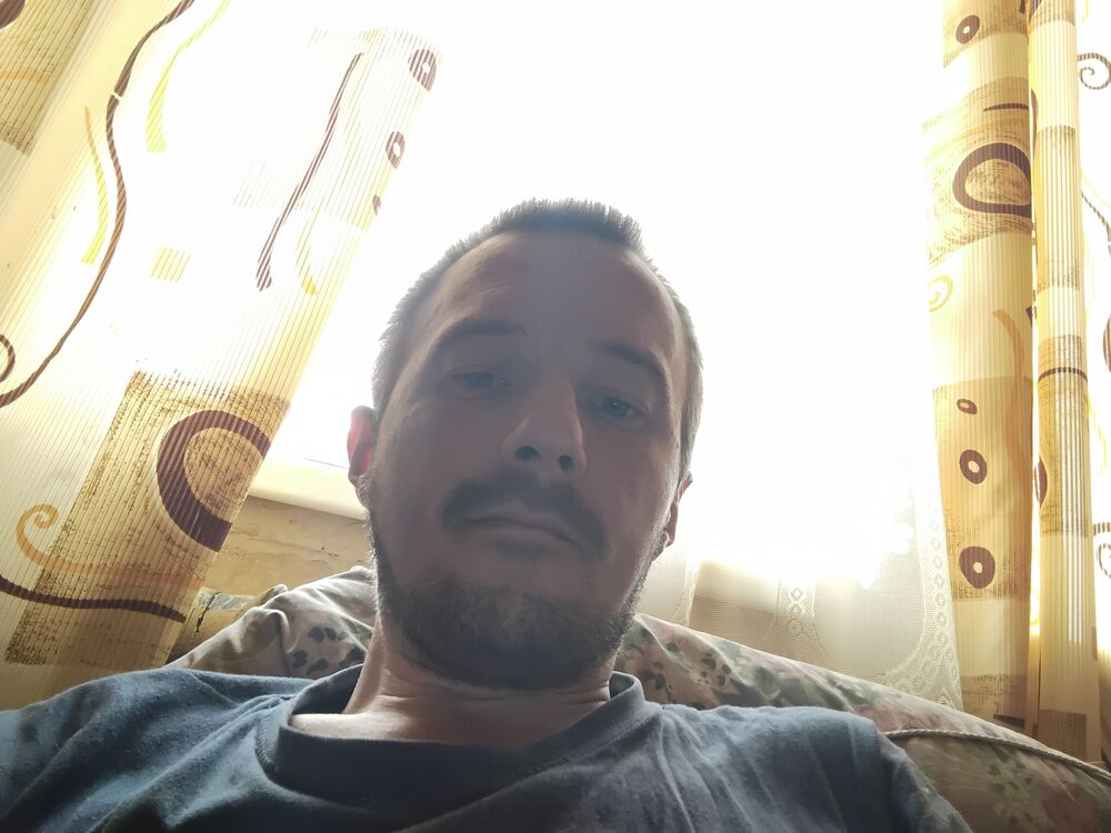  26352797  Vitaly, 41 ,    