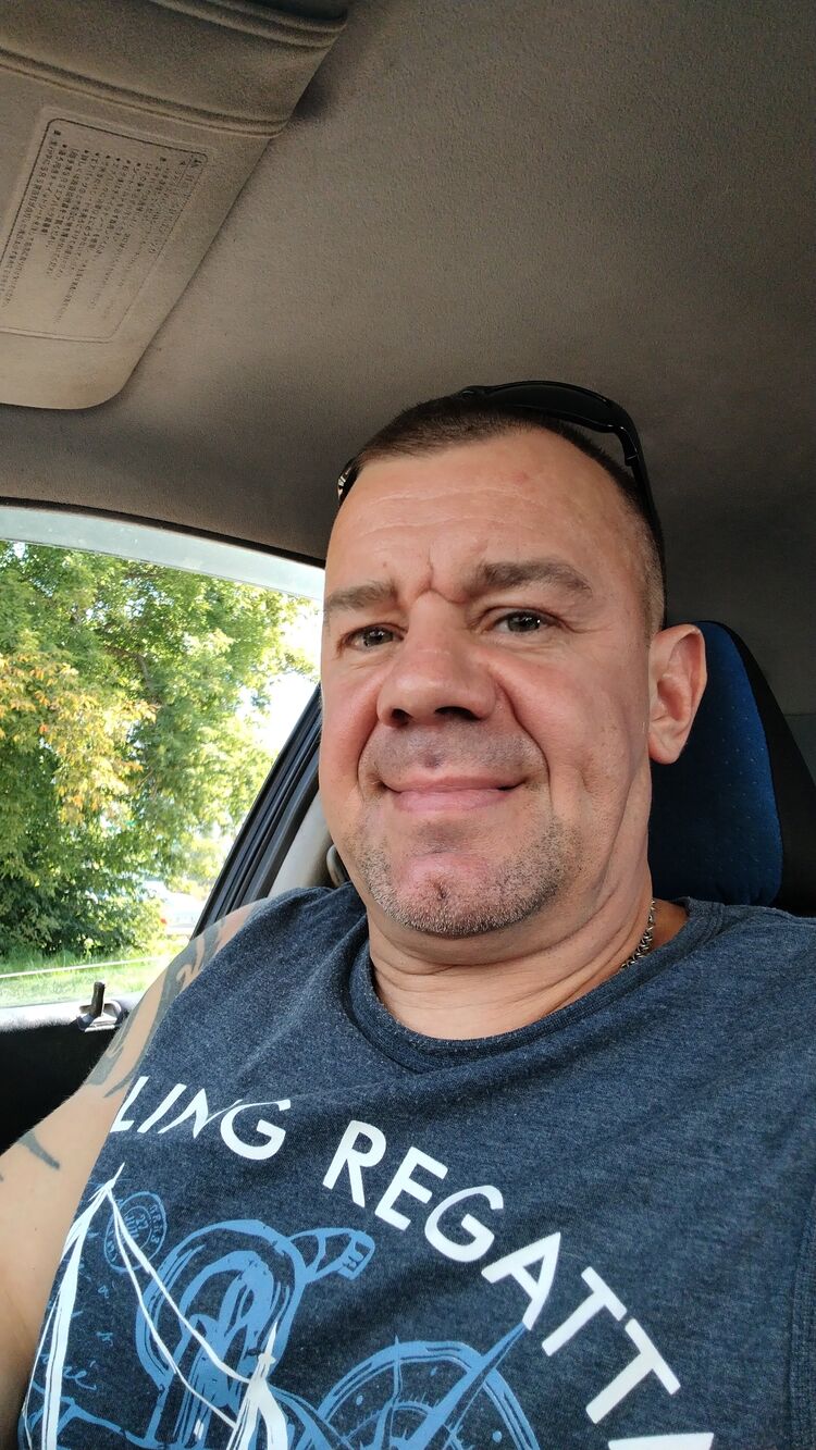  53285757  , 49 ,    