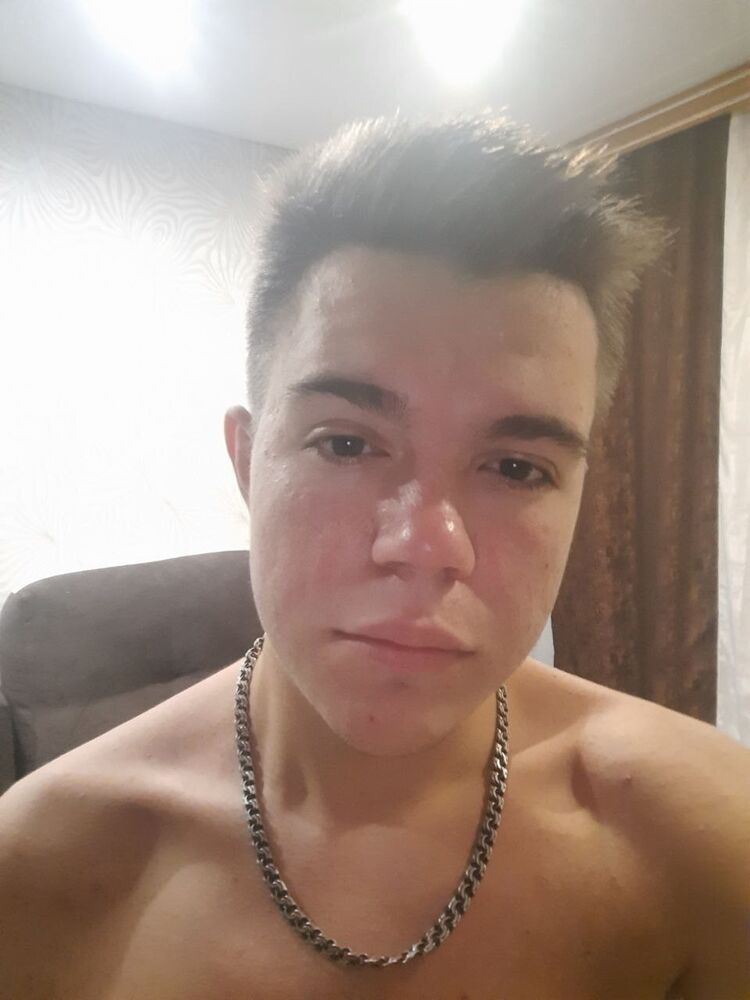  44025627  , 23 ,    