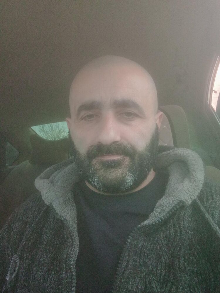  41794937  , 46 ,    