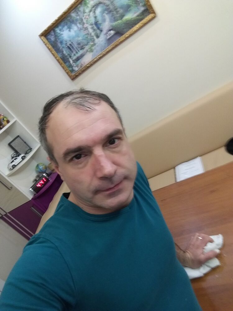  33779557  Fedea, 45 ,    