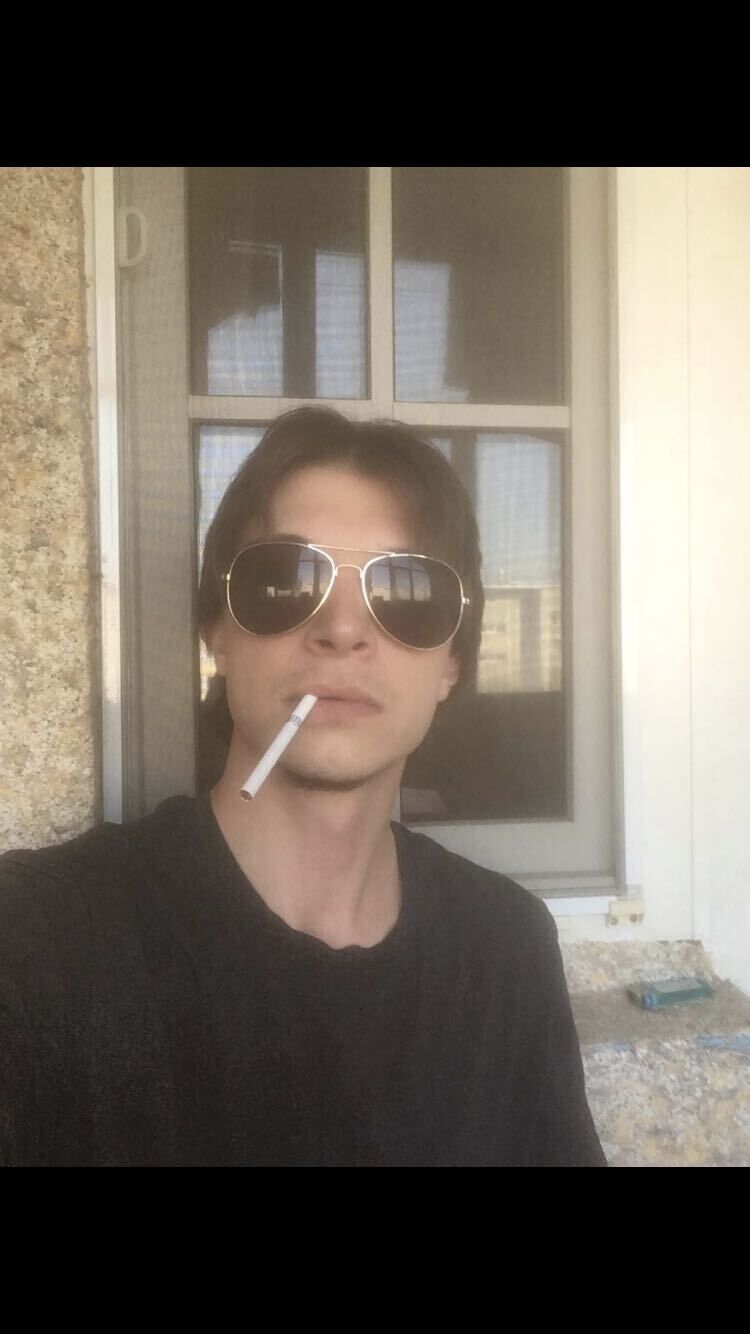  52688117  Alex, 24 ,    