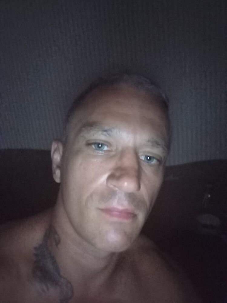  52803267  , 38 ,    