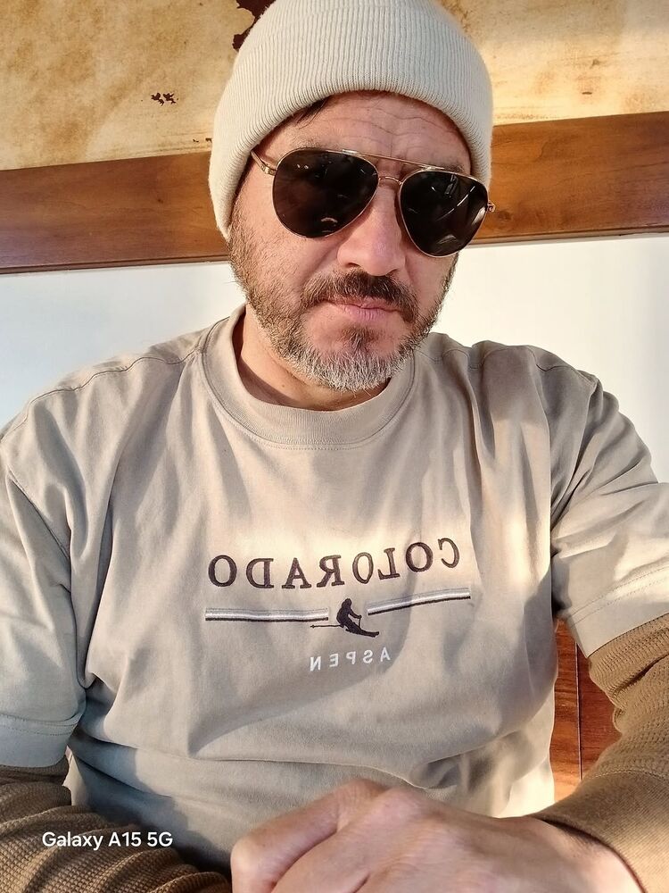  ,   Pedro, 37 ,   c 