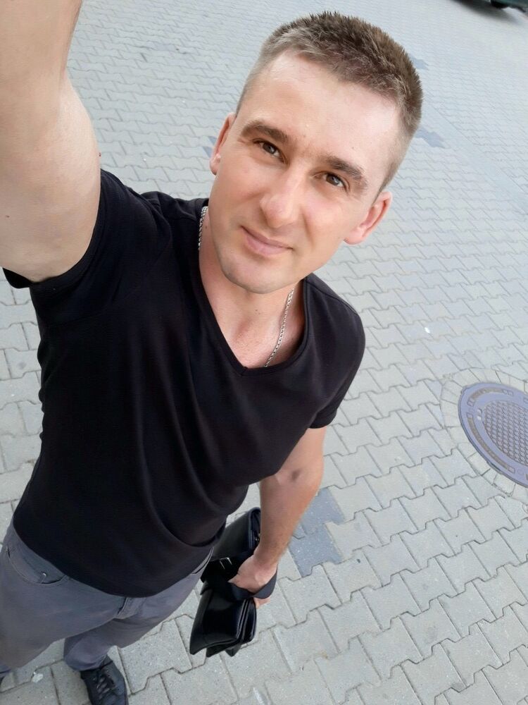  13584327  Ihor, 37 ,    Czestochowa