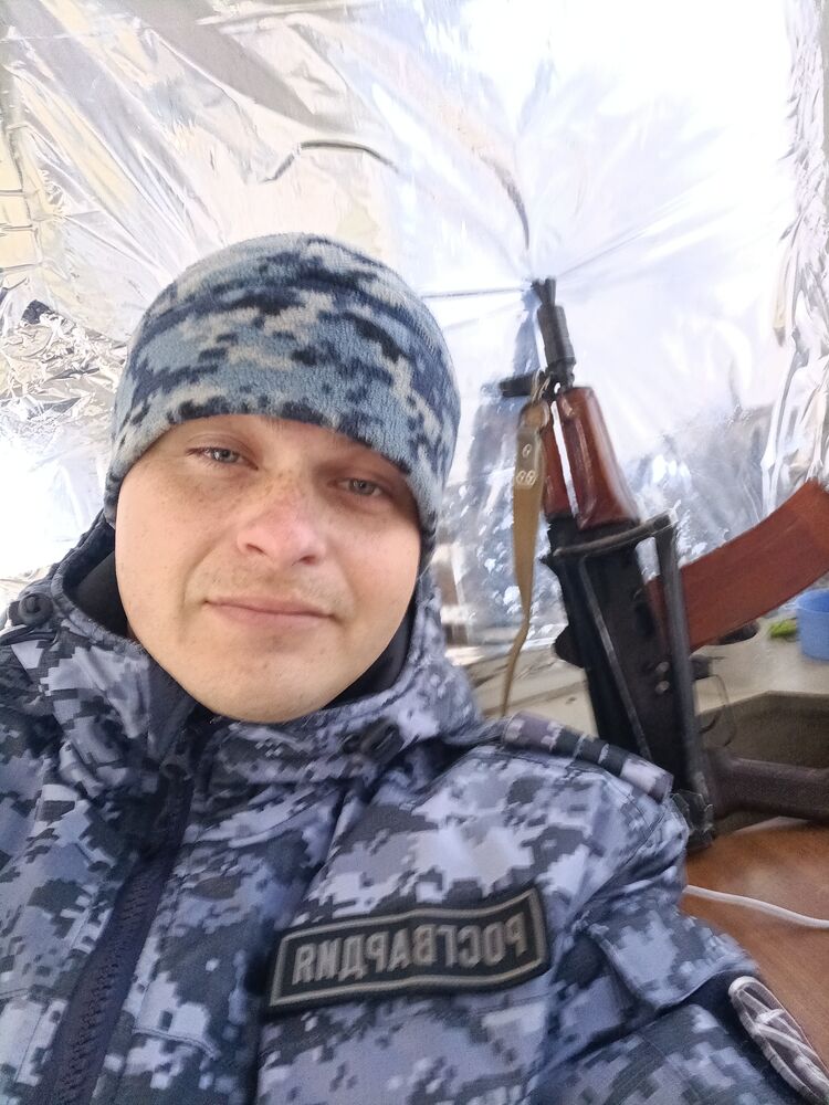  ,   Ivan, 28 ,   ,   , c 