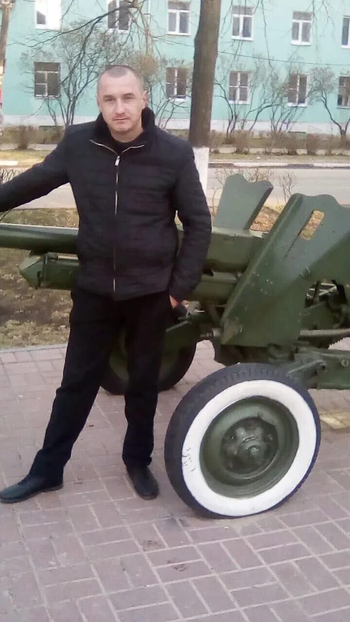  54555127  Sergei, 39 ,    