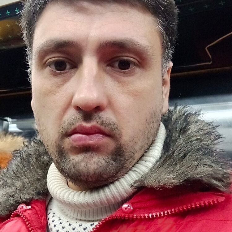  42342937  , 36 ,    