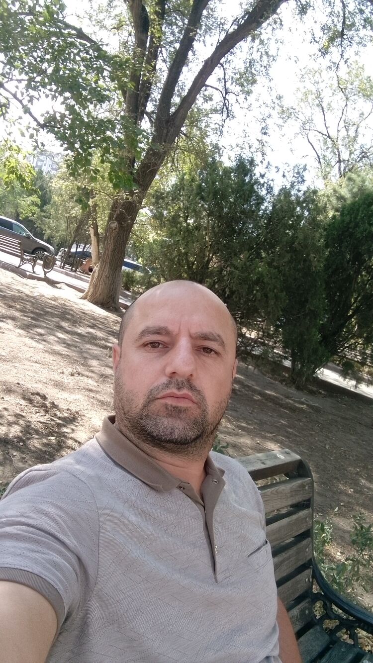  46867867  , 40 ,    -