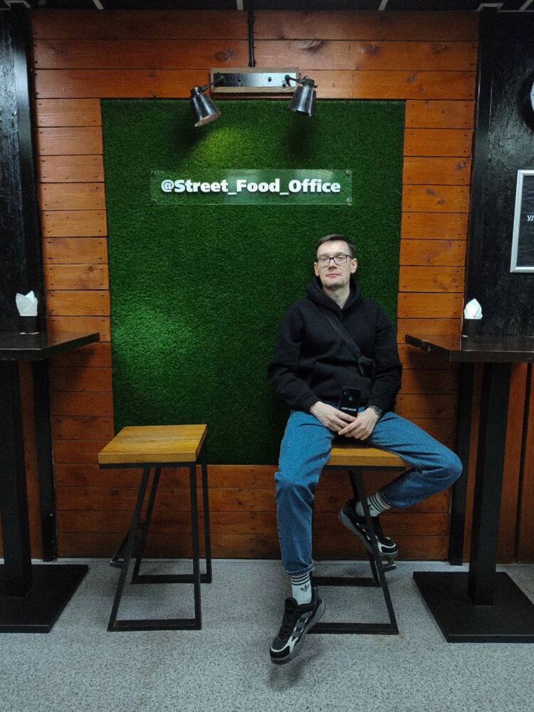  53865097  Daniil, 23 ,    