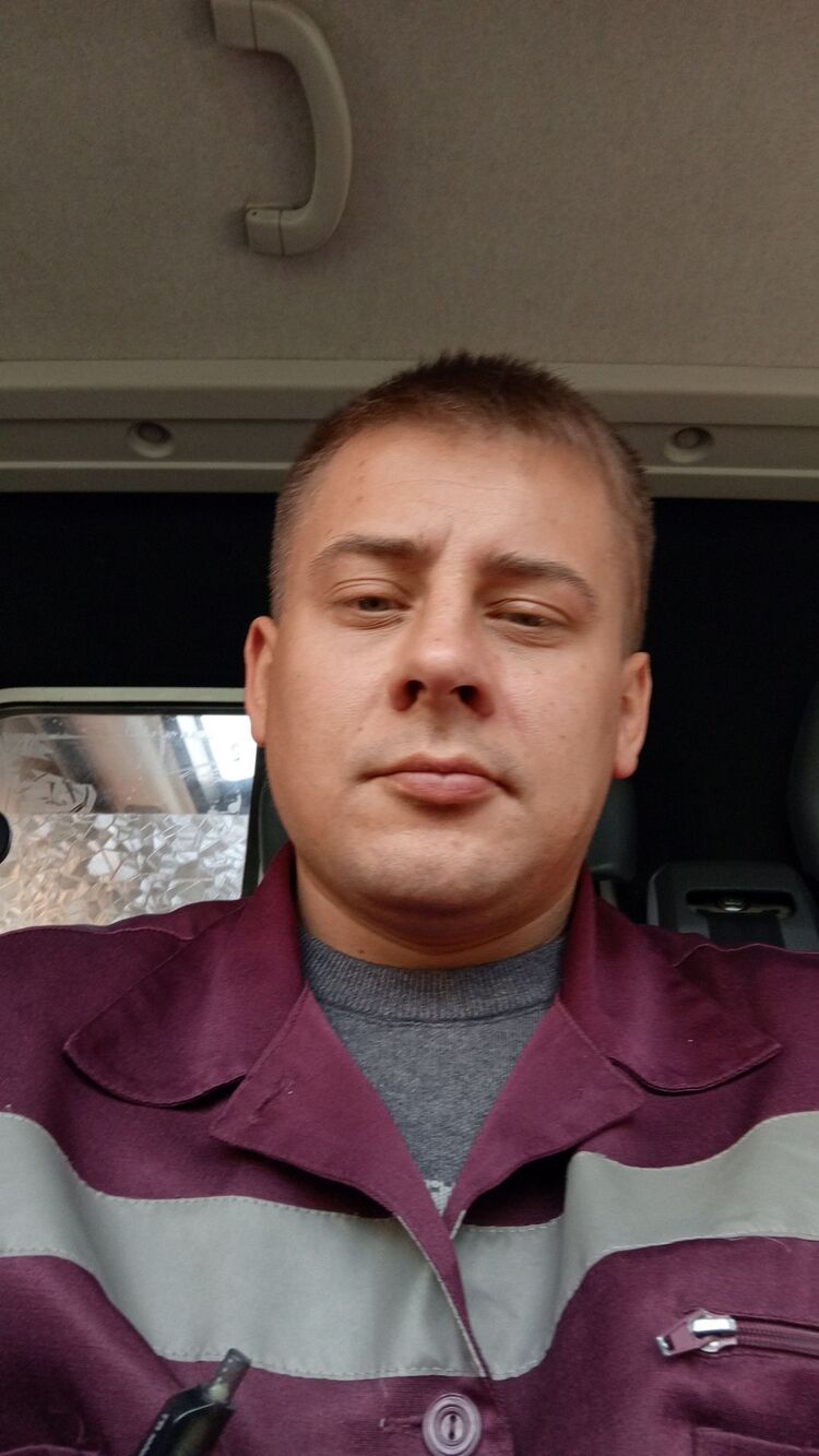  42170657  , 28 ,    