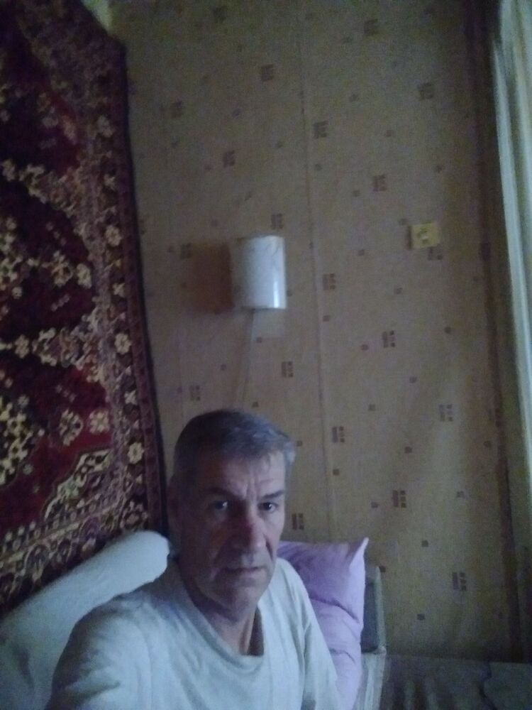  37624767  , 60 ,    
