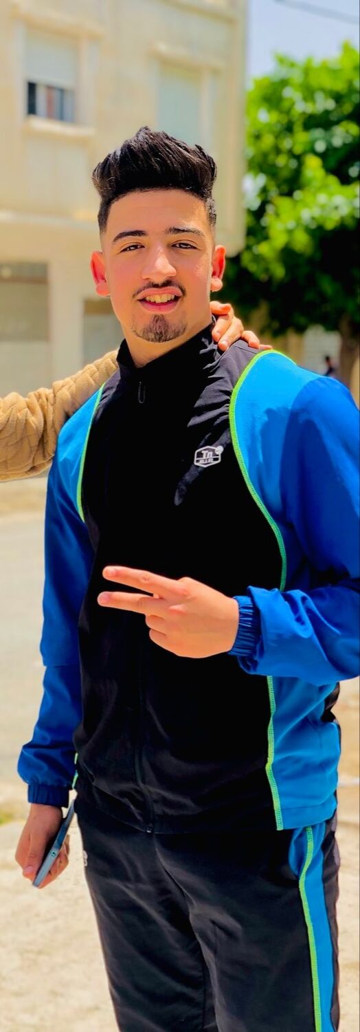  Koroml'a,   Nasro, 20 ,   ,   
