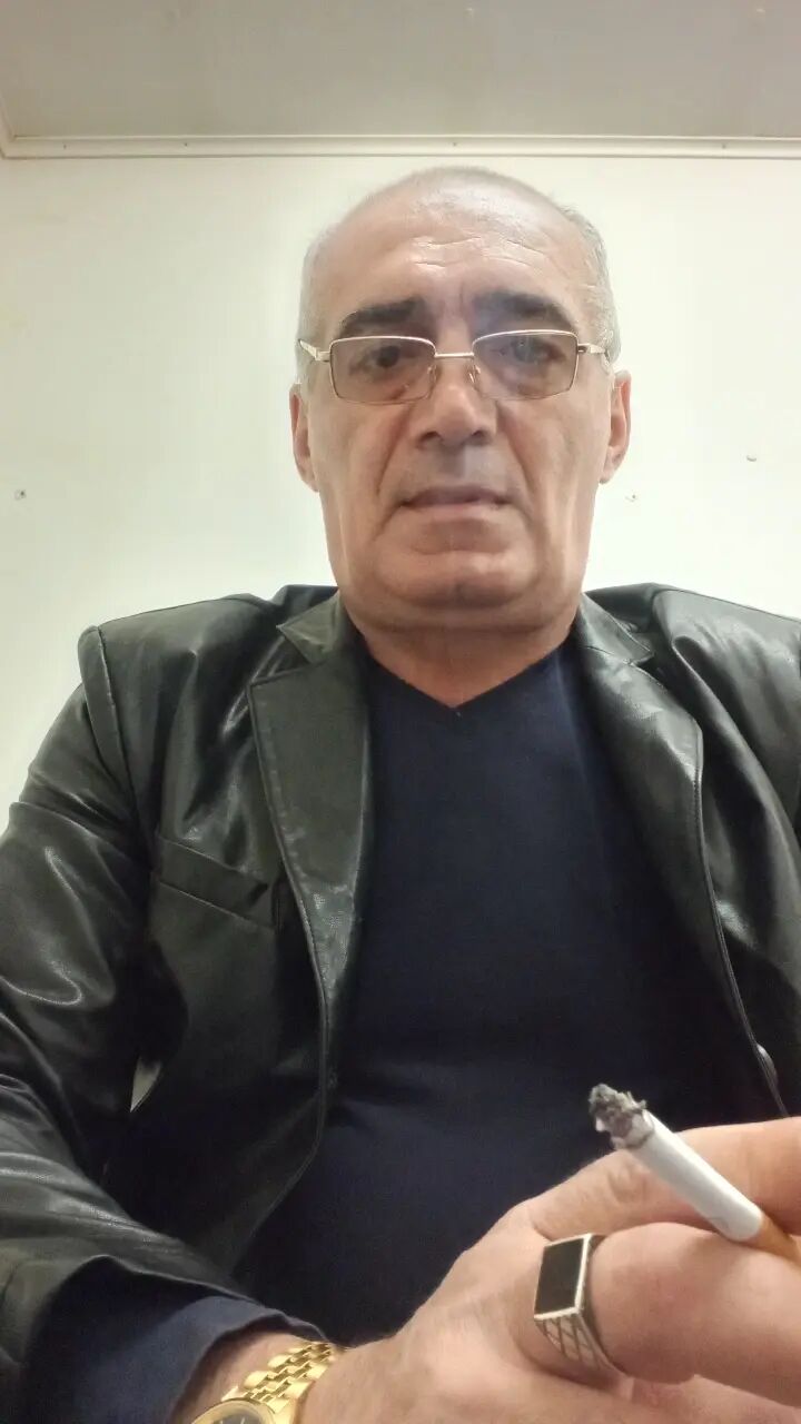  25557187  Zhirair, 59 ,    Lorch