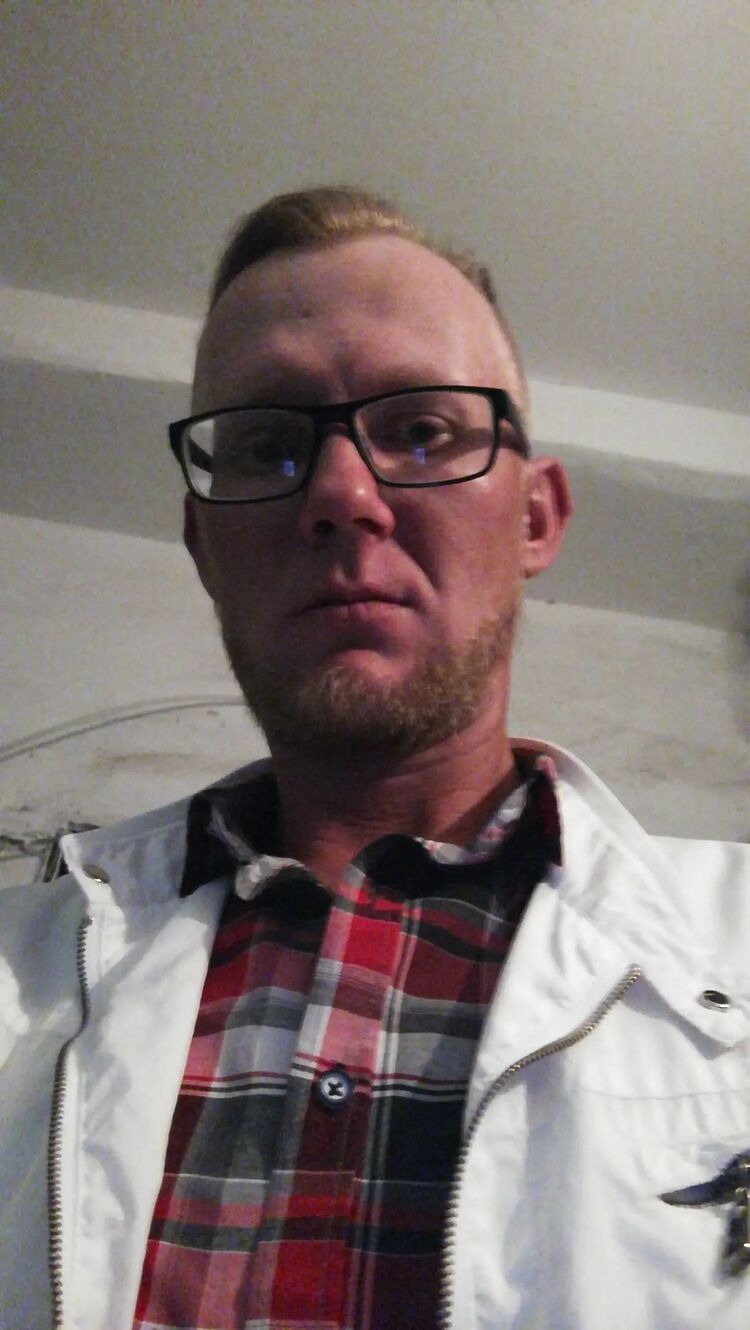 ���� 43432387 ������� ������, 37 ���, ���� ���������� � ������