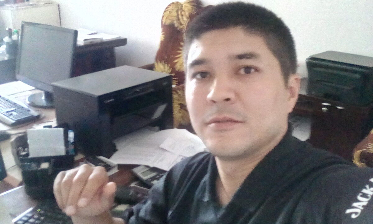  18261417  Atashka, 35 ,    