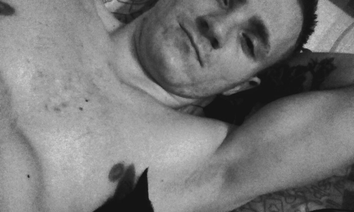  ,   Pavel, 28 ,   
