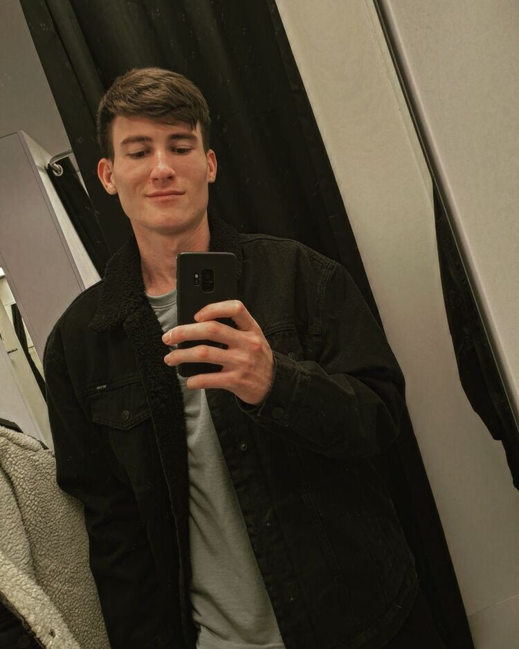  ,   Ali, 25 ,   ,   