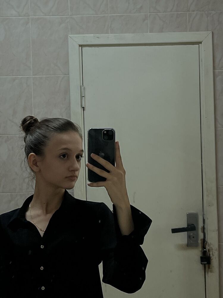  46268537  , 19 ,    