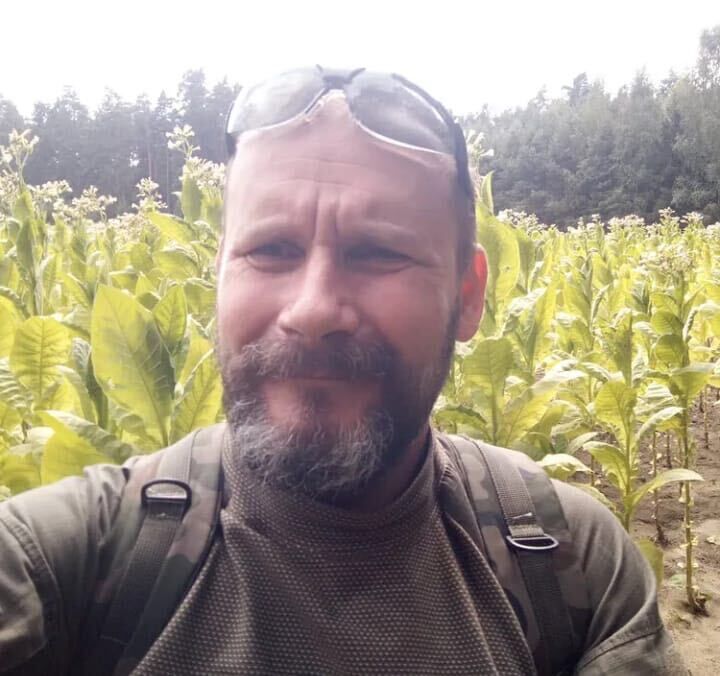  25430877  Vadim Nikita, 65 ,    