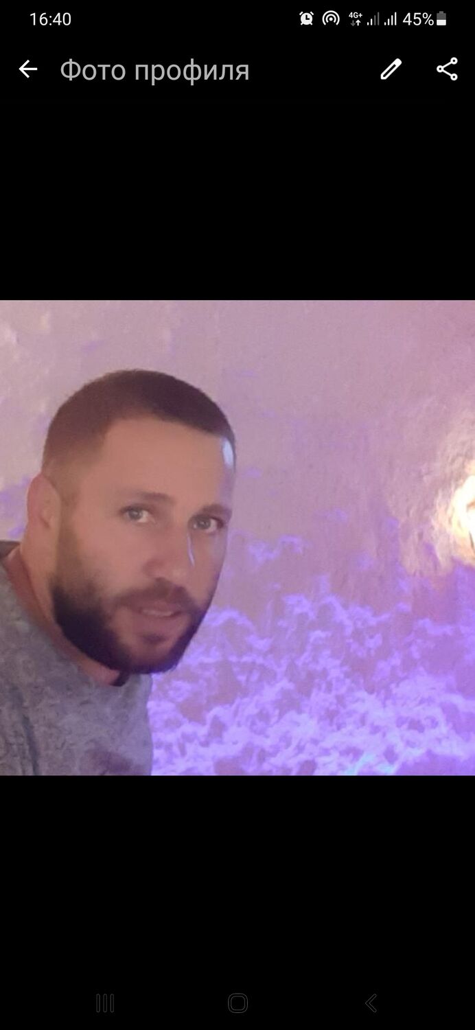  deleted,   Robert, 37 ,   ,   
