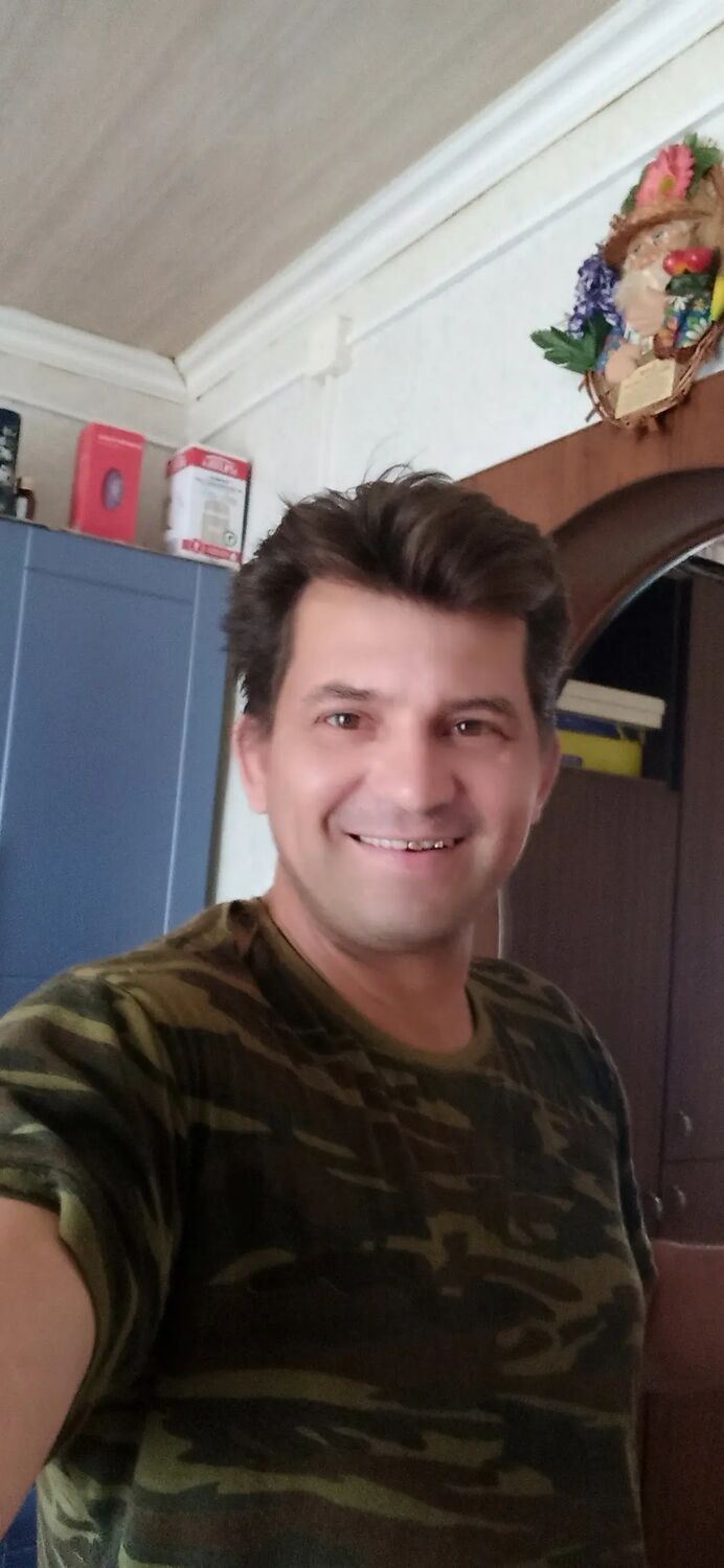  ,   Mikhail, 46 ,   ,   