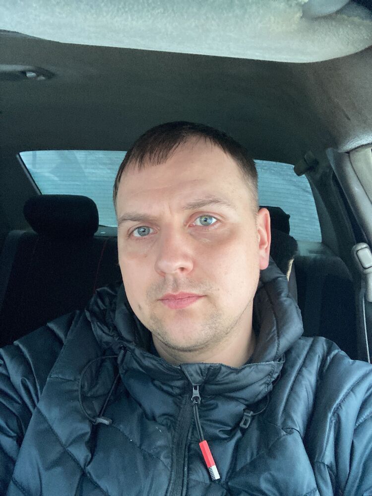  -,   Ivan, 32 ,   c , 