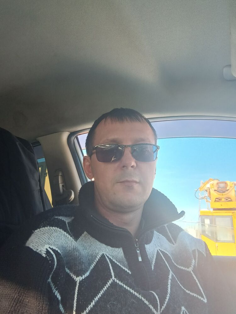 ,   PAVEL, 40 ,   c 